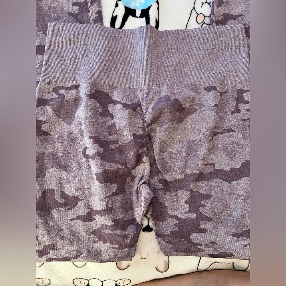 Purple Camouflage Women's Leggings - Picture 4 of 7